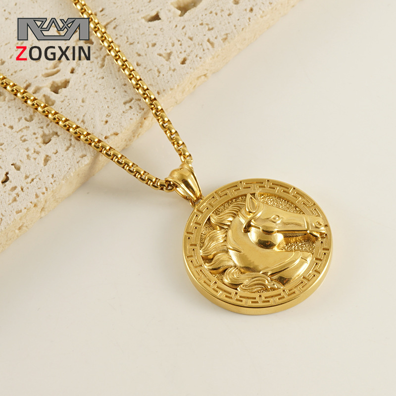 Cruzar la frontera europea y americana de acero inoxidable 3D cabeza de caballo colgante "caballo" oro redondo de acero inoxidable de hip hop collar de los hombres