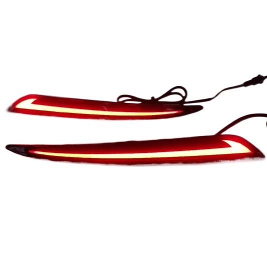 Aplicable a 13-16 Ford Mondeo freno parachoques trasero luz trasera luz de giro LED parachoques trasero luz de advertencia