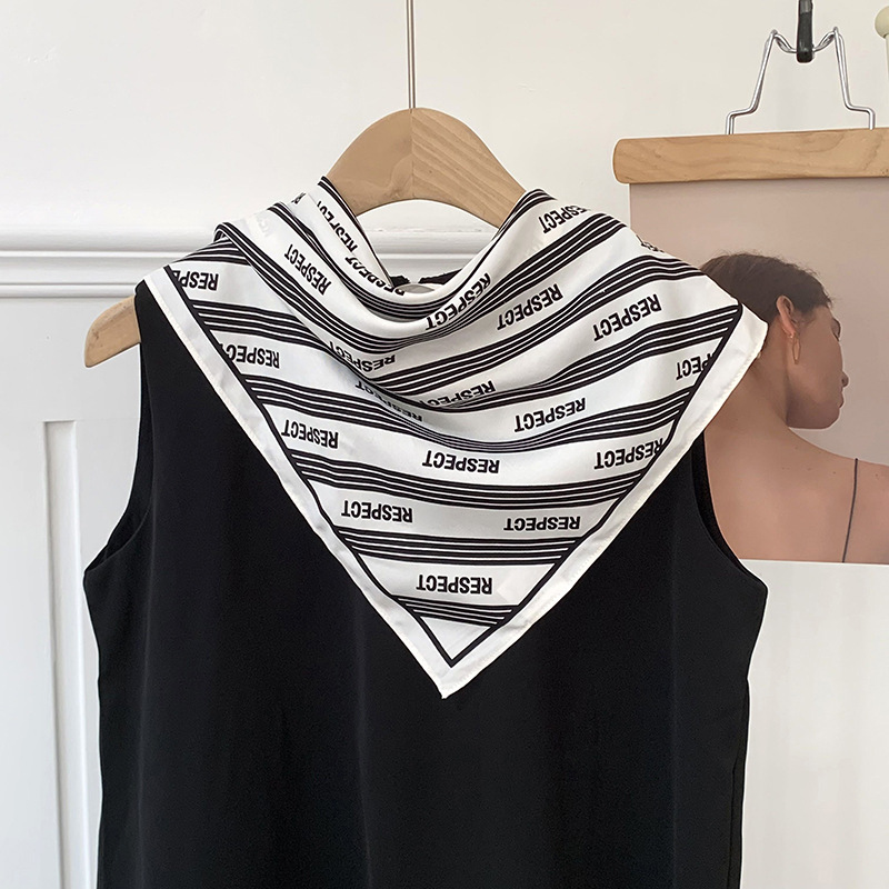 Bufanda triangular, babero, estilo fino de moda para mujer, cintura multifuncional, bufanda de seda decorativa, bufanda de línea de moda de alta gama, chal