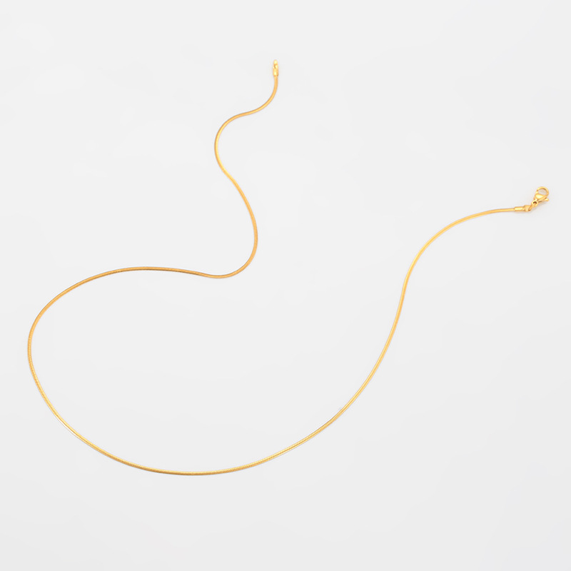Xuping simple acero inoxidable 24k cadena de cadena de hueso de serpiente nuevo estilo diario fácil de montar collar transfronterizo europeo y americano al por mayor mujeres