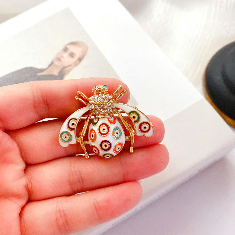 15g Weight Artificial Pearls, Rhinestones Inlay Material Brooches Classification Daily Occasion Alloy Material Insect Pattern Unisex Gender Plating Design Retro Style Retro Pin Insect Alloy Plating Artificial Pearls Rhinestones Unisex Brooches 4