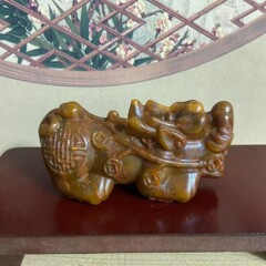大量の卸売り玉竜の印鑑は竜の玉壁の玉竜の玉竜の斧の古竜の刀の玉のプライベートの直播間の爆発金を飛びます。