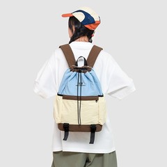 双肩包女生大学生轻便抽绳束口背包2025新款大容量登山包羽毛球包