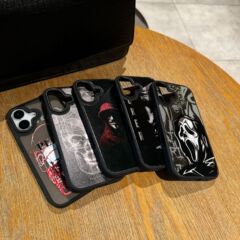 いたずら小衆13はiphone16 promax携帯ケースアップル15ハード14保護カバー浮き彫りカップル11を適用している