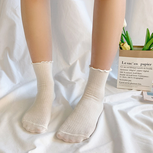 Summer thin solid color fungus rimmed socks women's jk medium tube socks ins trendy Japanese white lace breathable pile socks