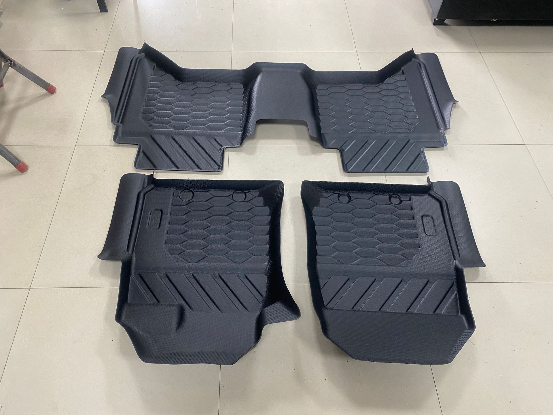 D-MAX Floor Mats 2020-2024 TPE Car Mats Anti-Slip Waterproof Black