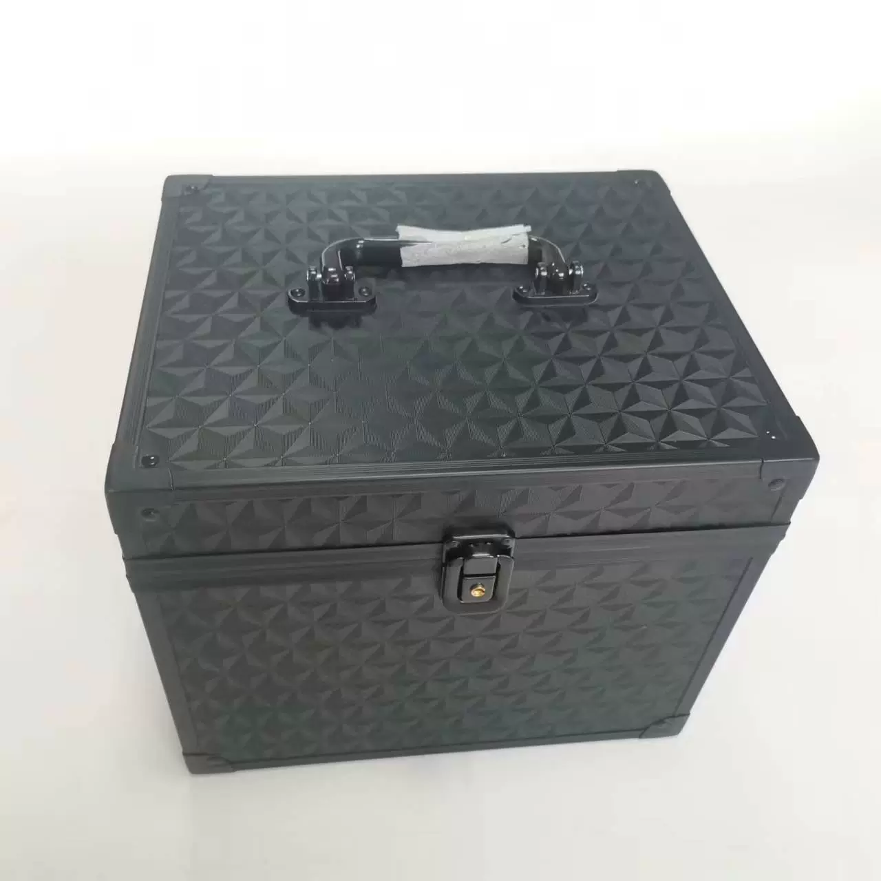 Оптовая продажа портативная алюминиевая косметическая коробка портативная черная сумка для хранения косметика коробка для инструментов алюминиевая коробка