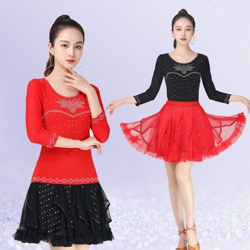 Square dance modern dance top new style women's diamond-encrusted round neck three-quarter sleeve top elegant dance Latin dance costume Jitterbug suit