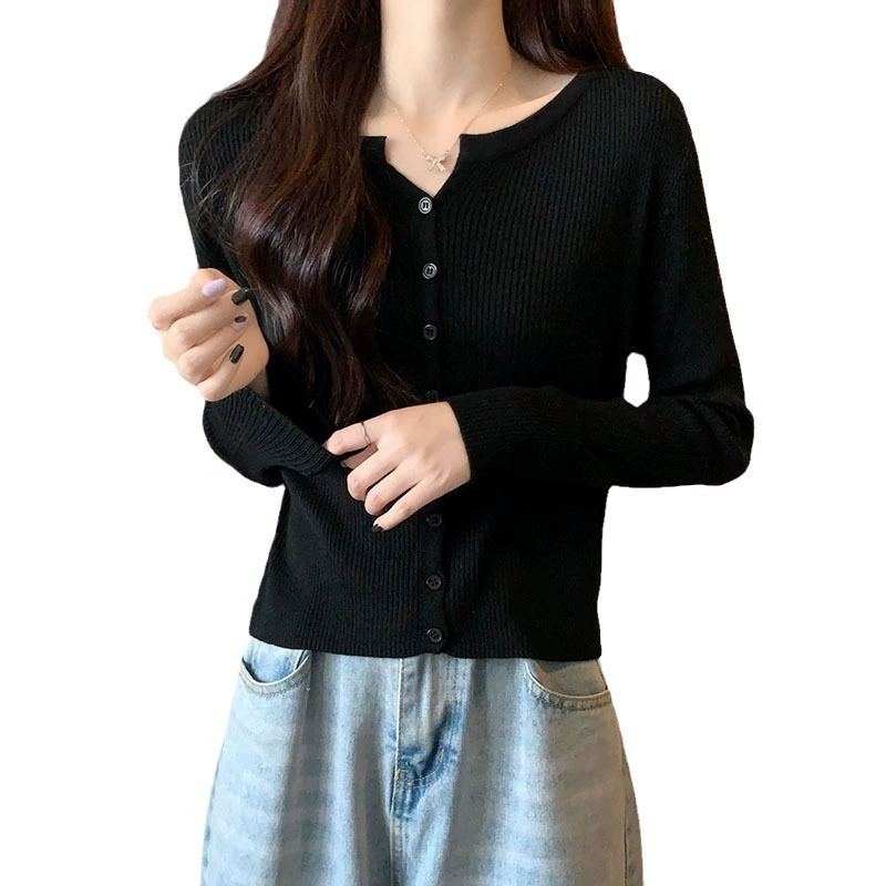 Autumn thin fitted knitted cardigan, V-neckline