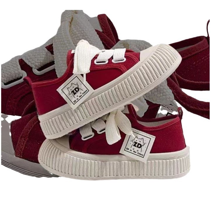 Zapatos de lona de suela gruesa para mujeres 2024 nuevos zapatos blancos transpirables con suela suave, zapatos de skate casuales ligeros para estudiantes en la moda
