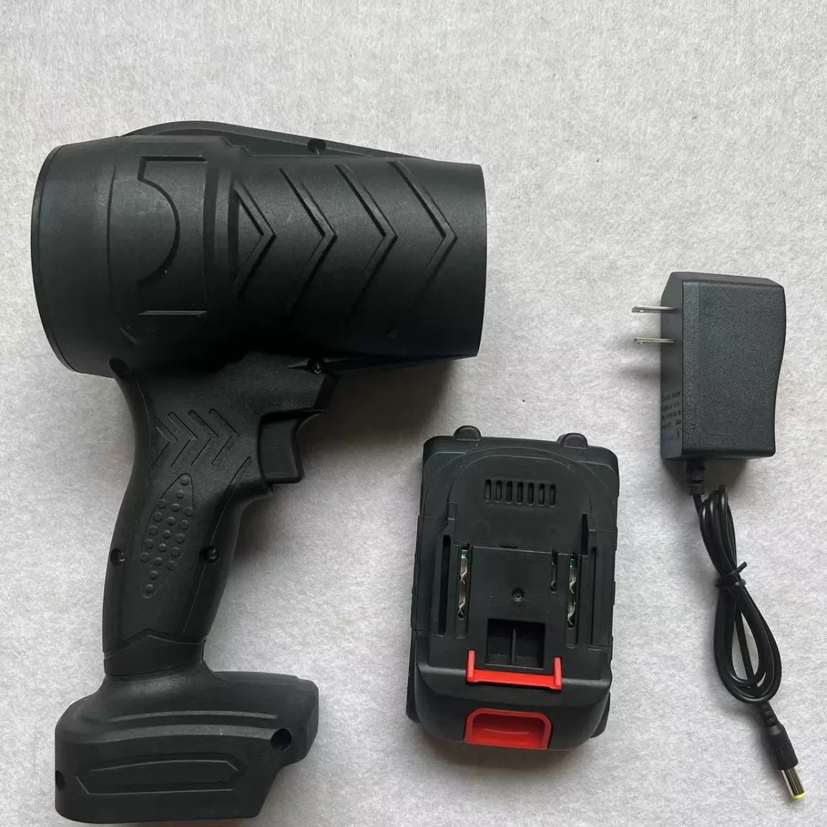 暴力吹风机锂电暴力风扇洗车吹水除尘大功率涡轮吹风机吹雪吹叶机