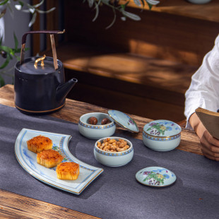 Jingdezhen Creative Ceramic Sealed Fruit Box with Lid Antique Dried Fruit Snack Storage Box Fan-shaped Book Roll Tea Snack Plate