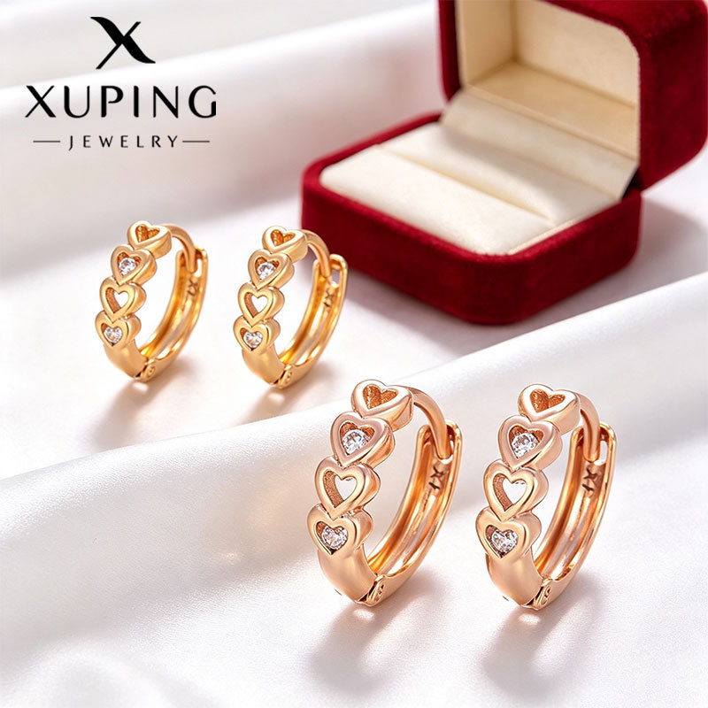Aretes de Aro con Corazón Calado de Aleación para Mujer image 1