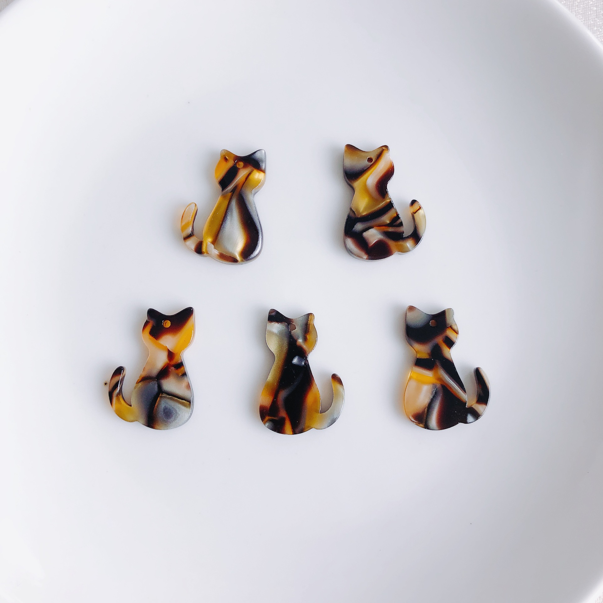 Diyアクセサリー子猫アクリル酢酸手作りアクセサリーイヤリングイヤリングイヤリングペンダントペンダントアクセサリー