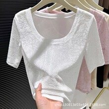 ��ɫ���z����A�IT��Ů�ı����p��С���߼������������΢͸����