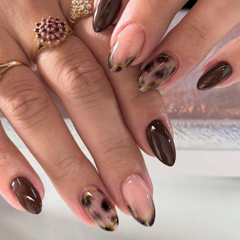 Lefan Manicure Autumn/Winter Vintage Short Wearable Nails, Maillard Tortoiseshell Leopard Print Almond Nails, Foreign Trade False Nails Wholesale Lefan Manicure Autumn/Winter Vintage Short Wearable Nails, Maillard Tortoiseshell Leopard Print Almond Nails, Foreign Trade False Nails Wholesale