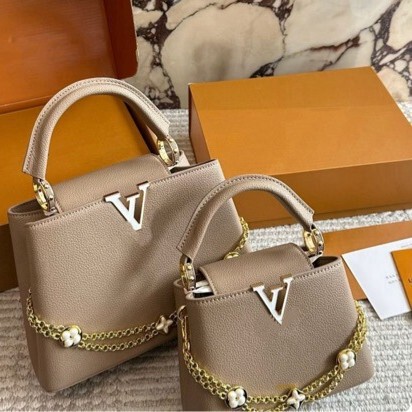 Foreign Trade Version Capucines Double Chain Lady Bag with Metal Lettering, Elegant Handbag, Single Shoulder Crossbody Bag for Women Foreign Trade Version Capucines Double Chain Lady Bag with Metal Lettering, Elegant Handbag, Single Shoulder Crossbody Bag for Women