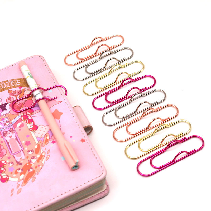 Metal pen holder new creative notebook accessories easy to carry paper clip pen holder fixed pen buckle pen holder wholesale Metal pen holder new creative notebook accessories easy to carry paper clip pen holder fixed pen buckle pen holder wholesale