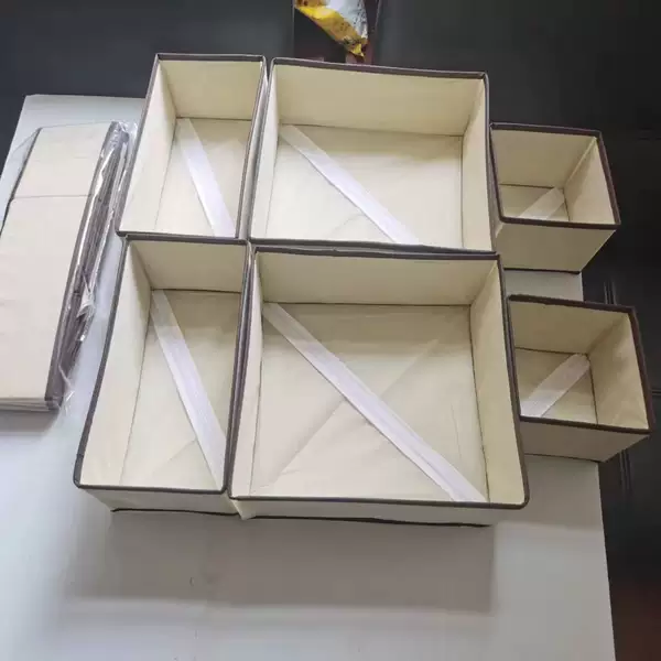 Uncovered Intimates Plaid Fabric Desktop Storage Box Drawer-type Organizing Clothing Storage Box Six-piece Set with Zipper Box
