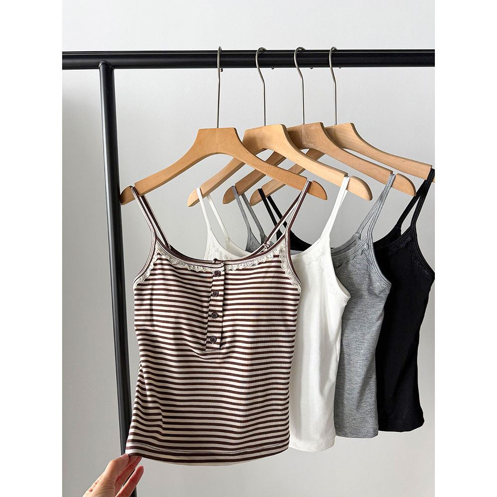 【王琪芝】外穿蕾丝花边吊带背心女26春夏纽扣气质百搭上衣WQ183