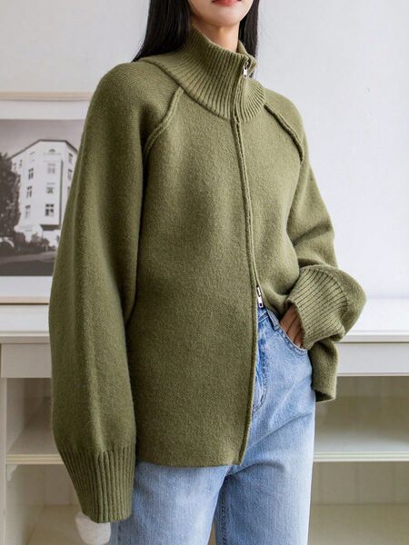 Demi-season sweater