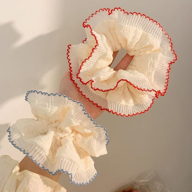 Cream big hairgrip