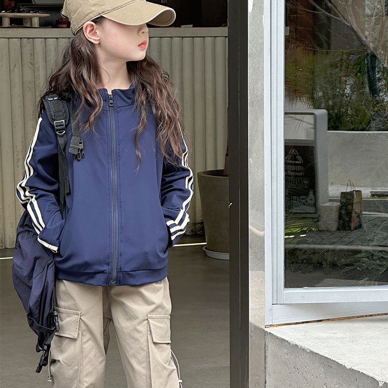 Capa de tres barras azul