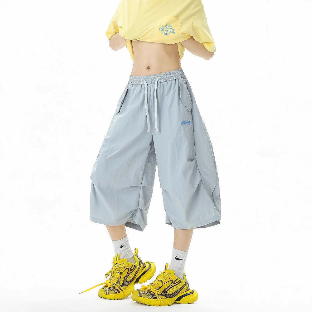 2025 Summer Scimitar Beach Shorts Ice Silk Quick-Dry Dopamine Shorts Men's Trendy Brand Embroidered Pleated Casual Capri Pants