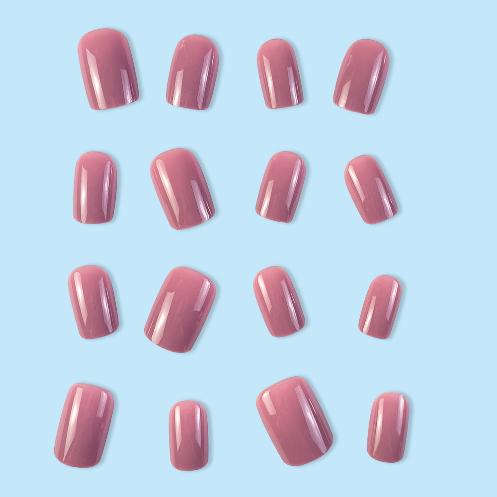 Comercio exterior caliente escalera corta púrpura suave desgaste de uñas de moda dulce y elegante 24 piezas de atmósfera suave parche de uñas