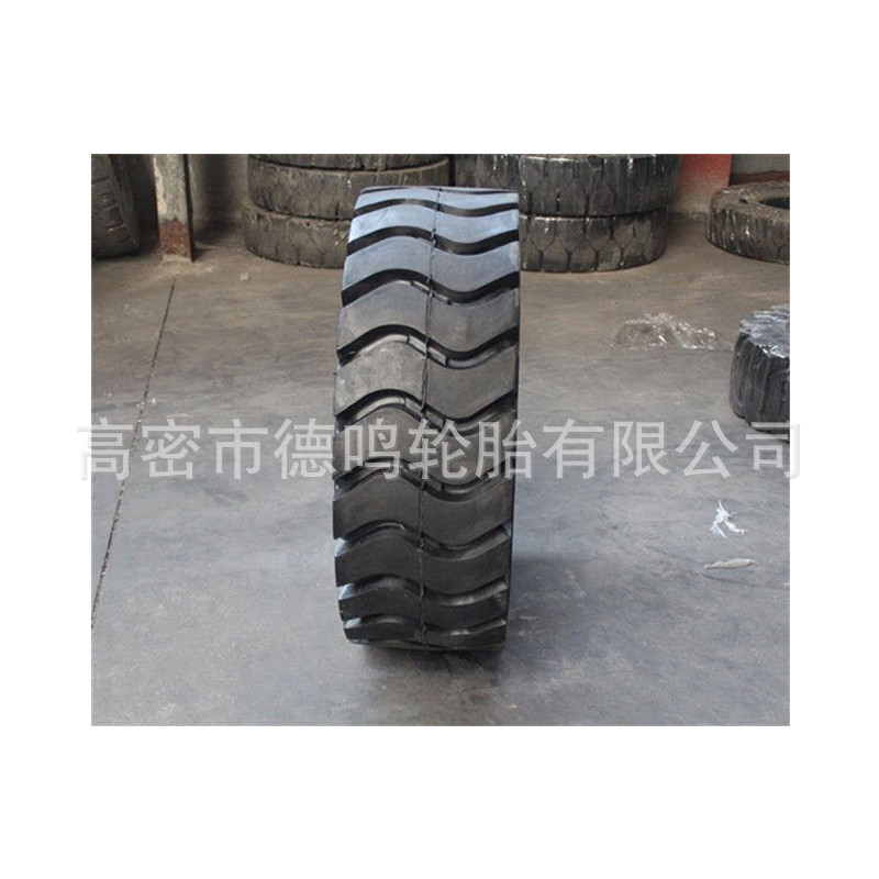 El poliuretano 36*12.5-20 llenó el trabajo aéreo sólido de la carretilla elevadora del puerto del neumático 36 x12.5-20