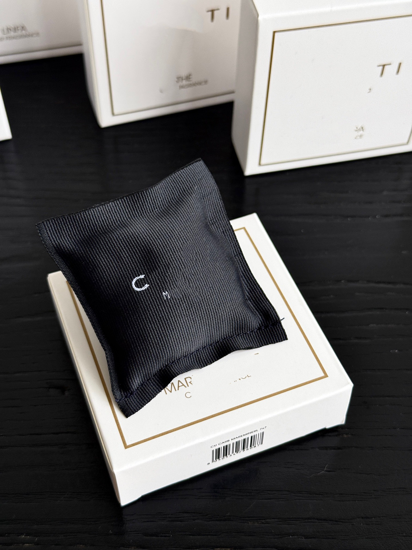 Italian Niche Car Fragrance Pack Cu*Ti Car Fragrance Fresh Scent Sachet Car Air Vent Car Fragrance