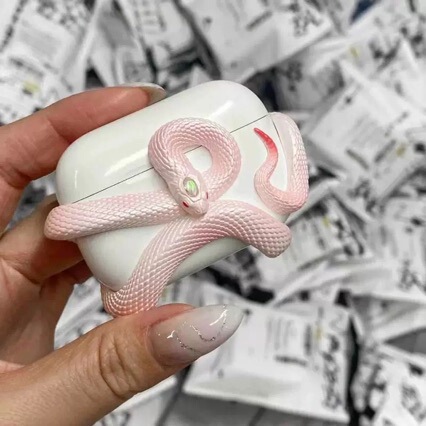 Snake Series Original Earphone Case Suitable for airpodspro2 Apple Headphones Pro One or Two Generation Black Snake White Snake Protection Snake Series Original Earphone Case Suitable for airpodspro2 Apple Headphones Pro One or Two Generation Black Snake White Snake Protection