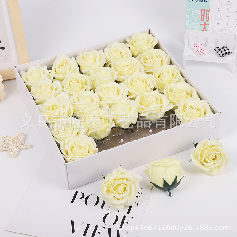 Regalo de San Valentín Caja de regalo de flor de jabón de cinco capas con base rosa ramo decorado a mano flor de jabón al por mayor