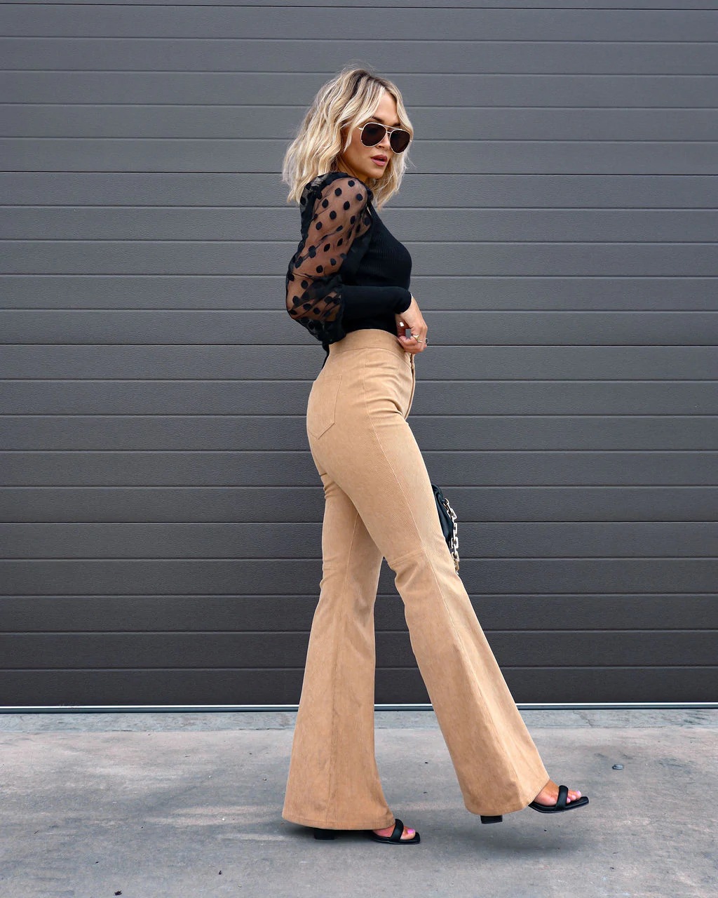 Women's Holiday Casual Solid Color Full Length Flared Pants display picture 4