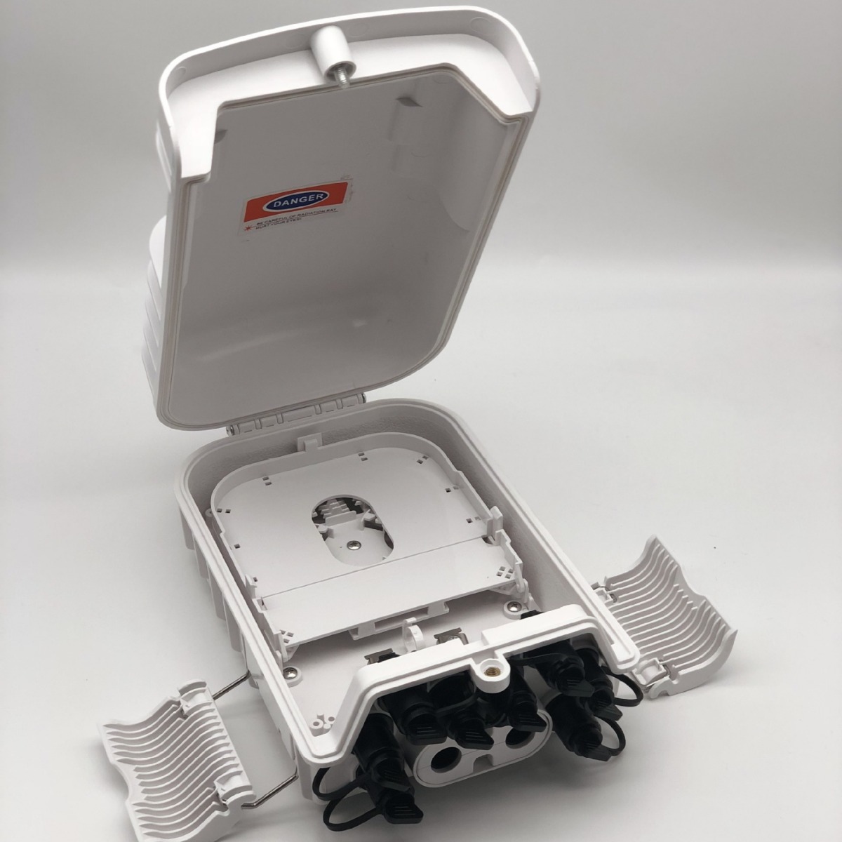 FTTH入户二槽位光缆通信箱1分8光分路器箱插片式8芯光纤分纤箱