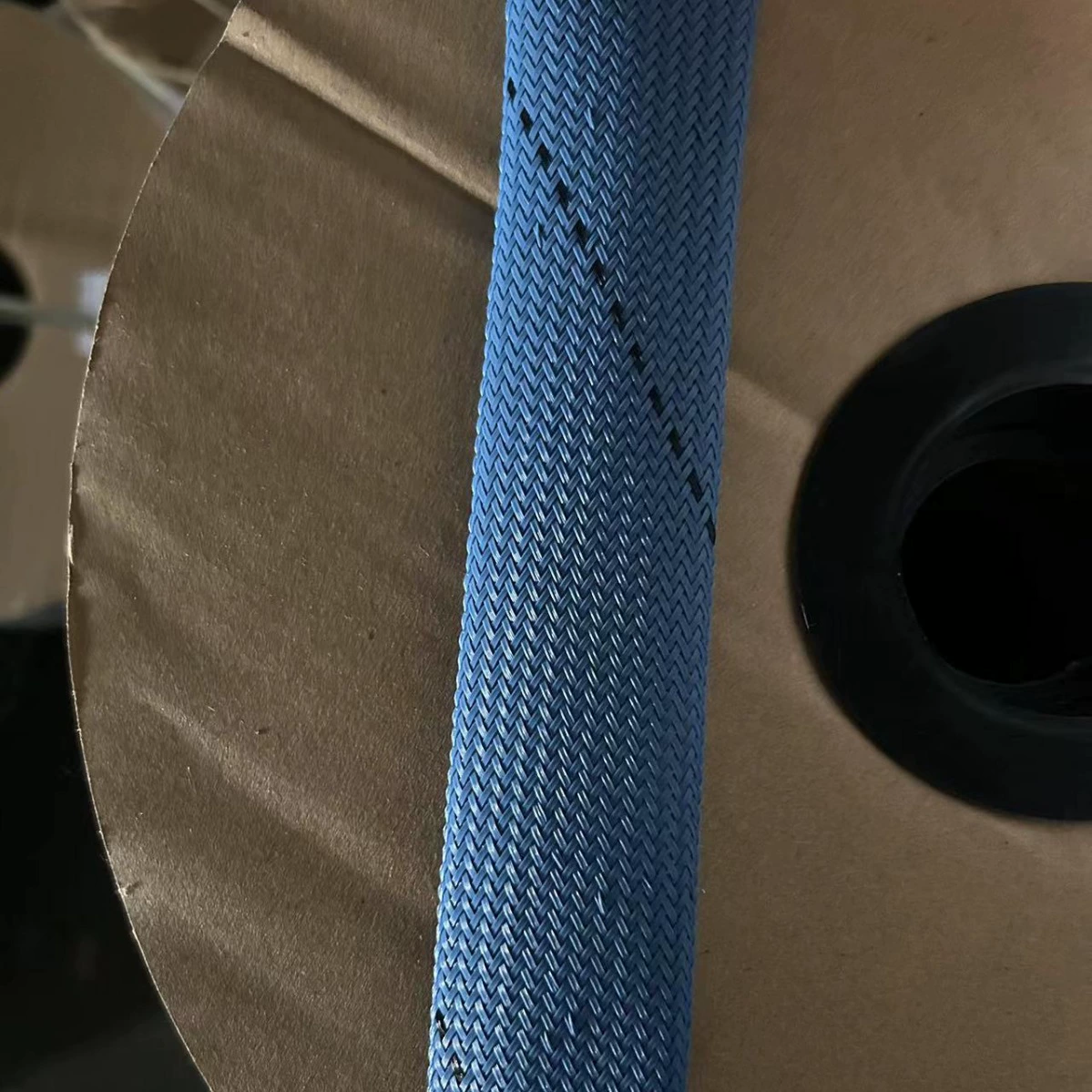 Кабельный жгут Jinxiuli для термоклеевых машин Nordson, синий + 1 черный, диаметр 40 мм, подлежит обрезке ножом