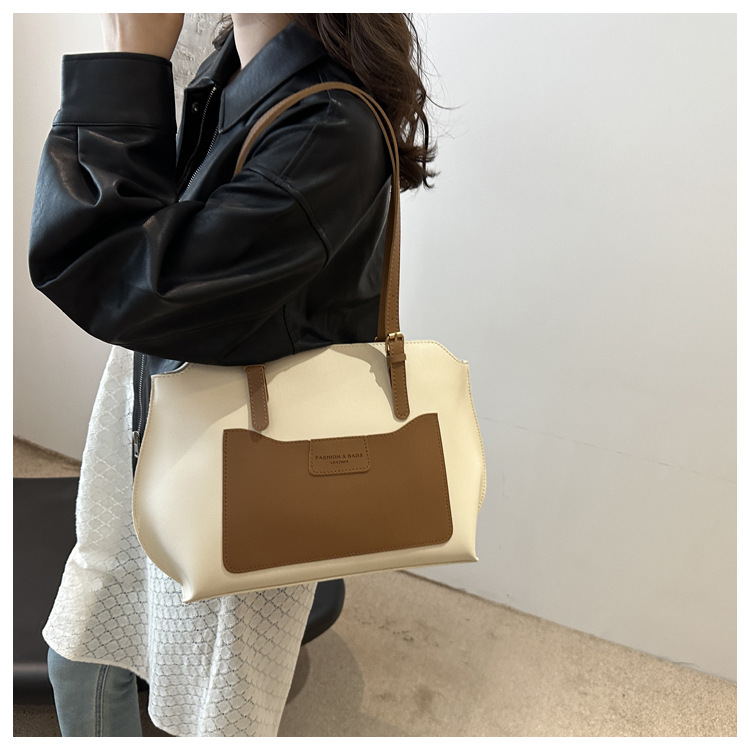 2024 New Popular Texture Large Capacity Tote Women's Trendy Fashion Leisure Student Commuter Bag_voghion.com