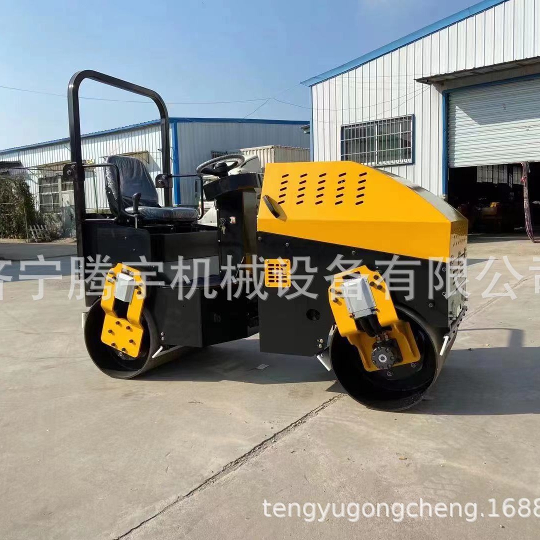 双钢轮柴油压路机厂家 全液压震动压路机价格 振动压路机视频