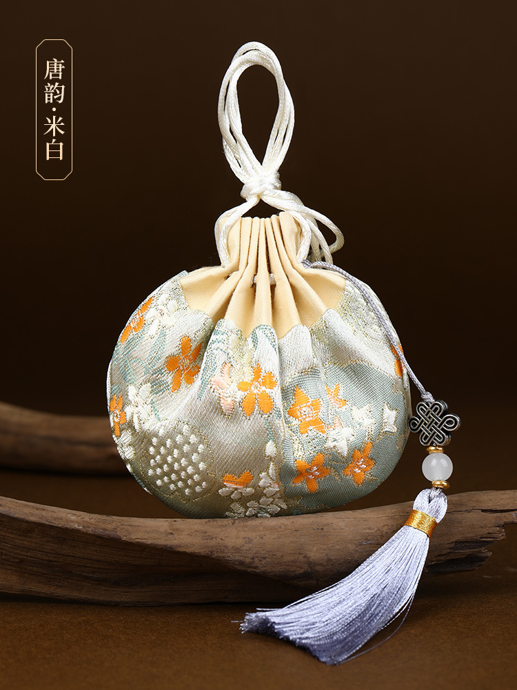 Tang Yun off-white (tassel) K-07 ☆