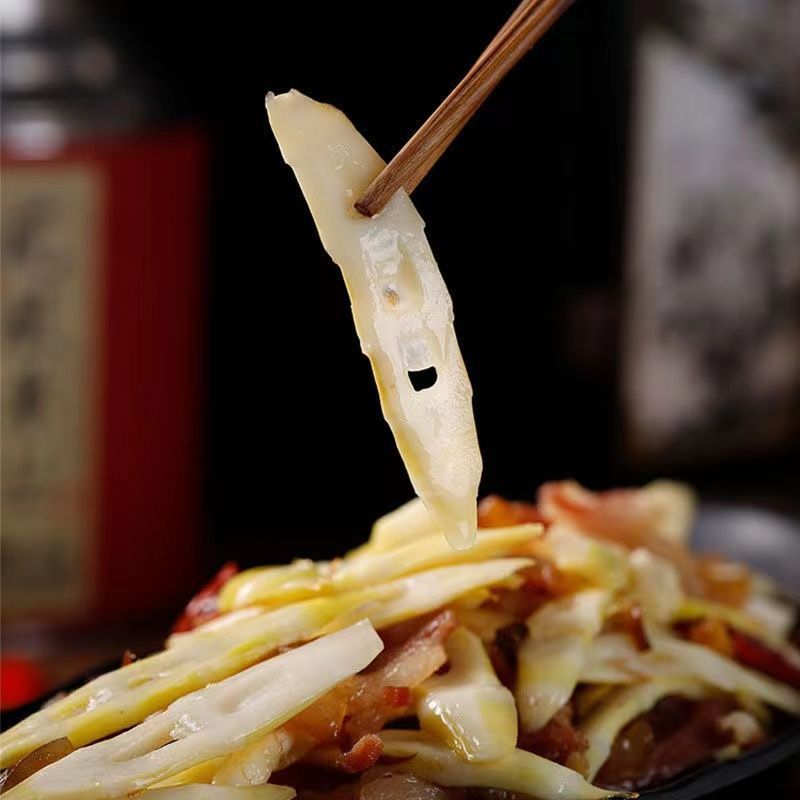 [비온 뒤의 죽순] 맑은 물 죽순 통째 - 100g [잘게 썬 오래된 죽순]