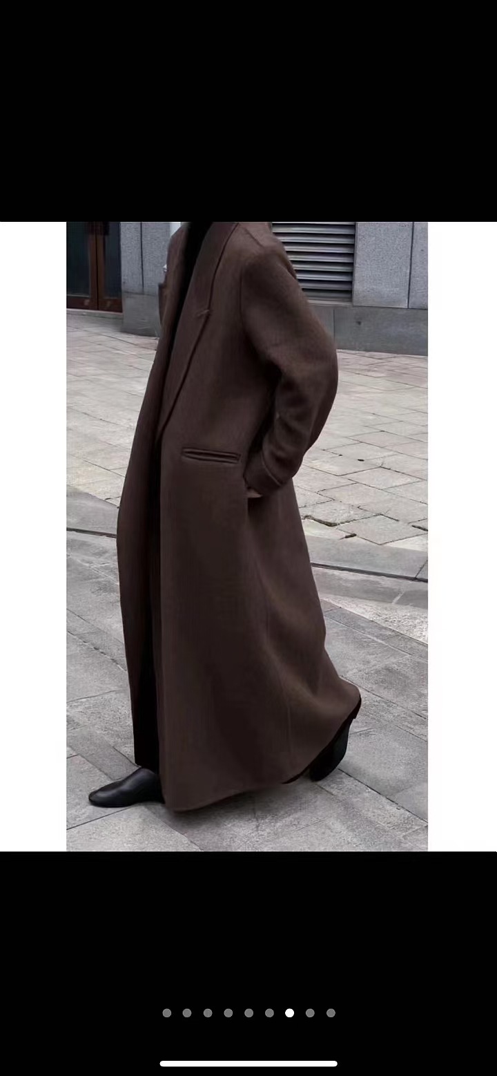 2025年秋冬新作、肩が自然な位置にあるゆったりとした両面ウールコート、女性らしいエレガントなロング丈、膝丈以上、高級感のある韓国風アウター