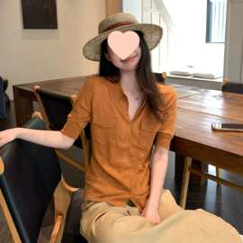 复古轻奢针织开衫女夏季2026新款翻领正肩修身显瘦高级感性感上衣