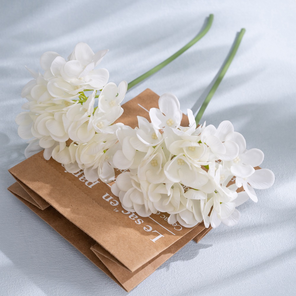 工藝品伊恵繡球仿真花廠家假花綠植物批發婚慶裝飾INS風YC1103