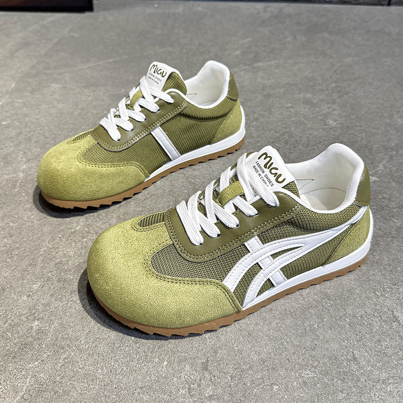Zapatos de entrenamiento alemán de suela suave para niñas 2026 verano nuevo estilo de moda infantil zapatos casuales de todos los tipos de zapatos deportivos para niños mayores
