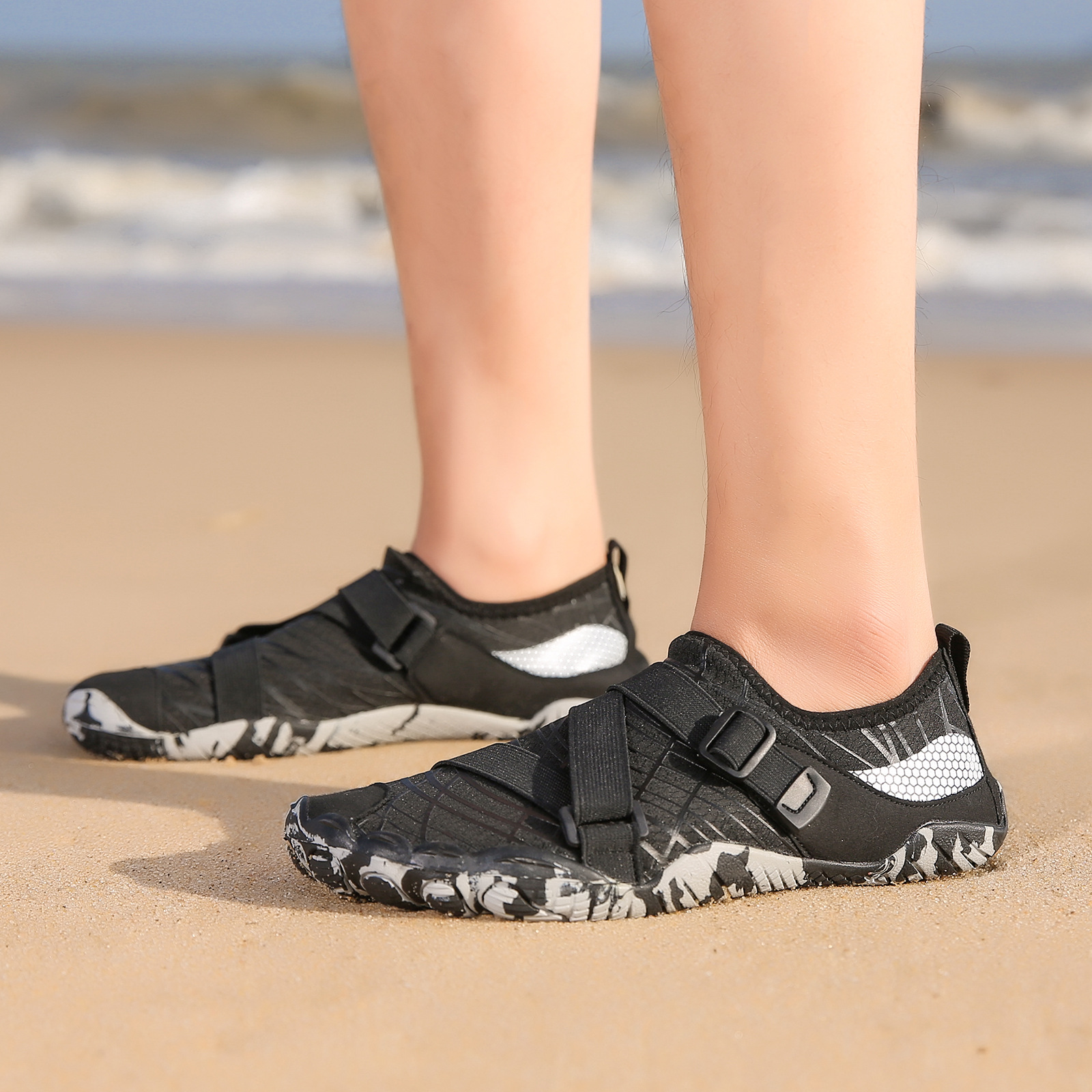 Nuevos zapatos de retroceso al aire libre, zapatos de playa transpirables, zapatos de natación de snorkel antideslizante, zapatos de montaña para hombres y mujeres