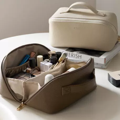 定制化妆包女2025新款高端大容量化妆收纳包便携式旅行出差手提包