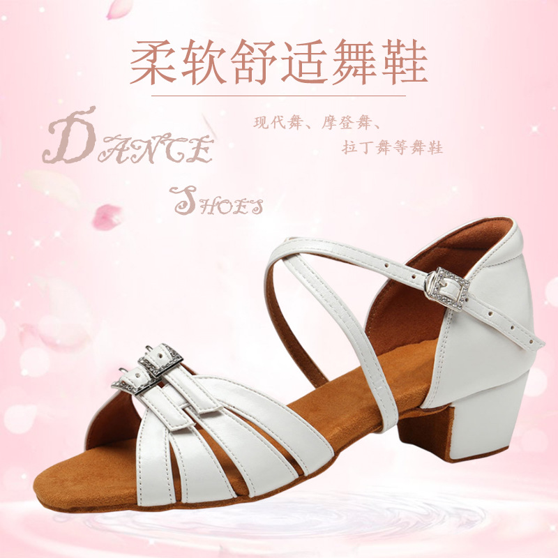 Amazon Wholesale Children Latin Dance Shoes 2025 Summer Professional Soft Bottom Dance Practice Shoes Women Square Dance Shoes