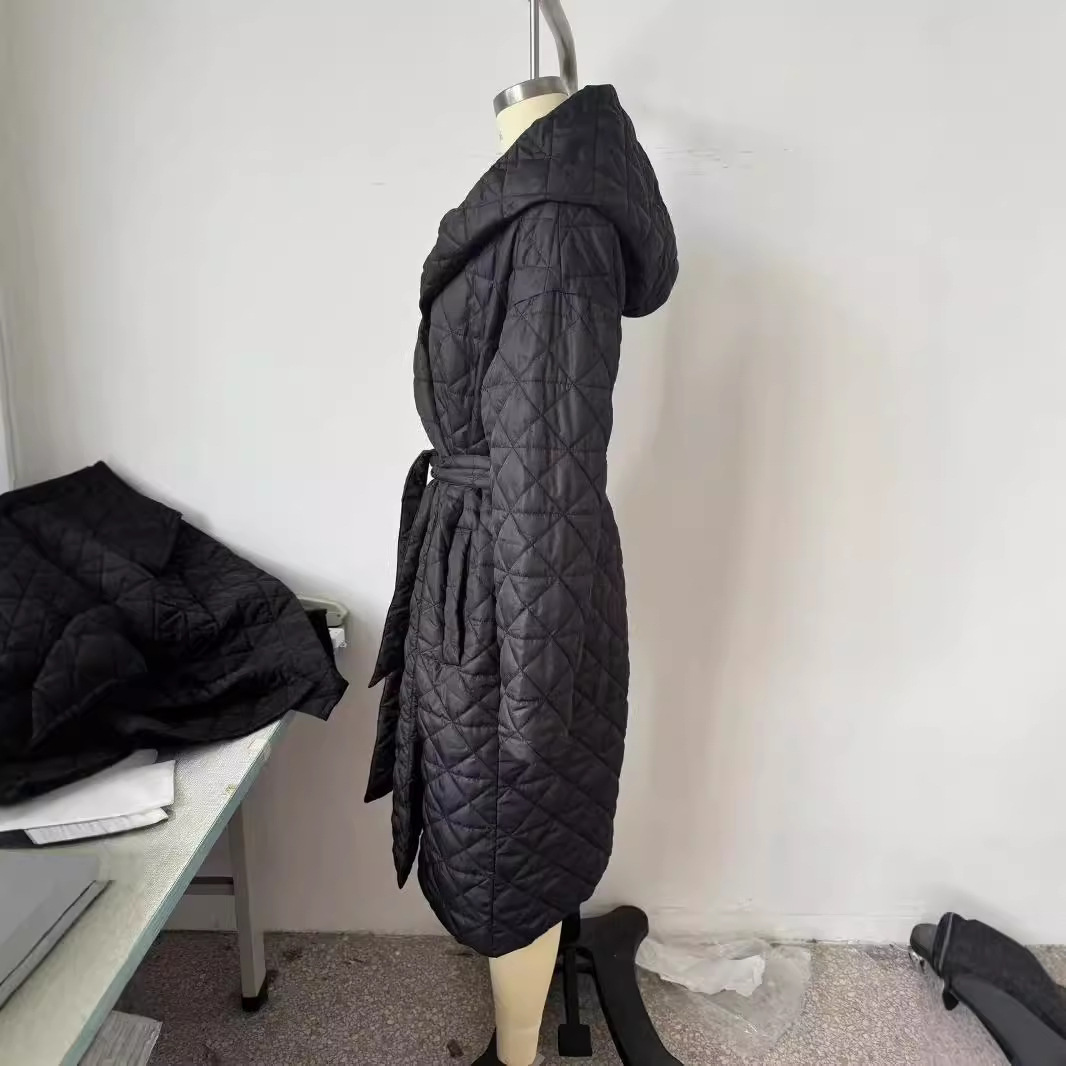 Damenbekleidung 2024 Herbst/Winter neue vielseitige Slim Fit Taille mit Kapuze mittellange Baumwolljacke_voghion.com