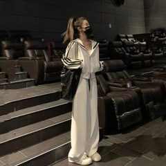 秋季新款学院风休闲运动服套装女高级感时尚气质卫衣阔腿裤两件套