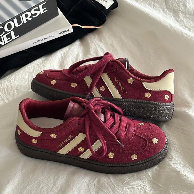 Zapatos de entrenamiento para mujeres 2026 nuevos zapatos blancos cómodos con suela plana zapatos casuales Agan zapatos de verano malla transpirable